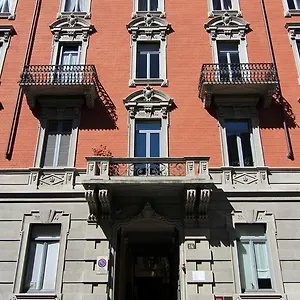 https://the-nest-milan.italymilanhotels.net