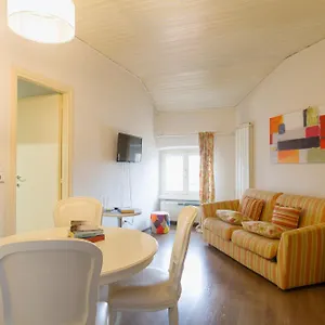 Apartamento Milanese Flat - Via Vigevano, Milán